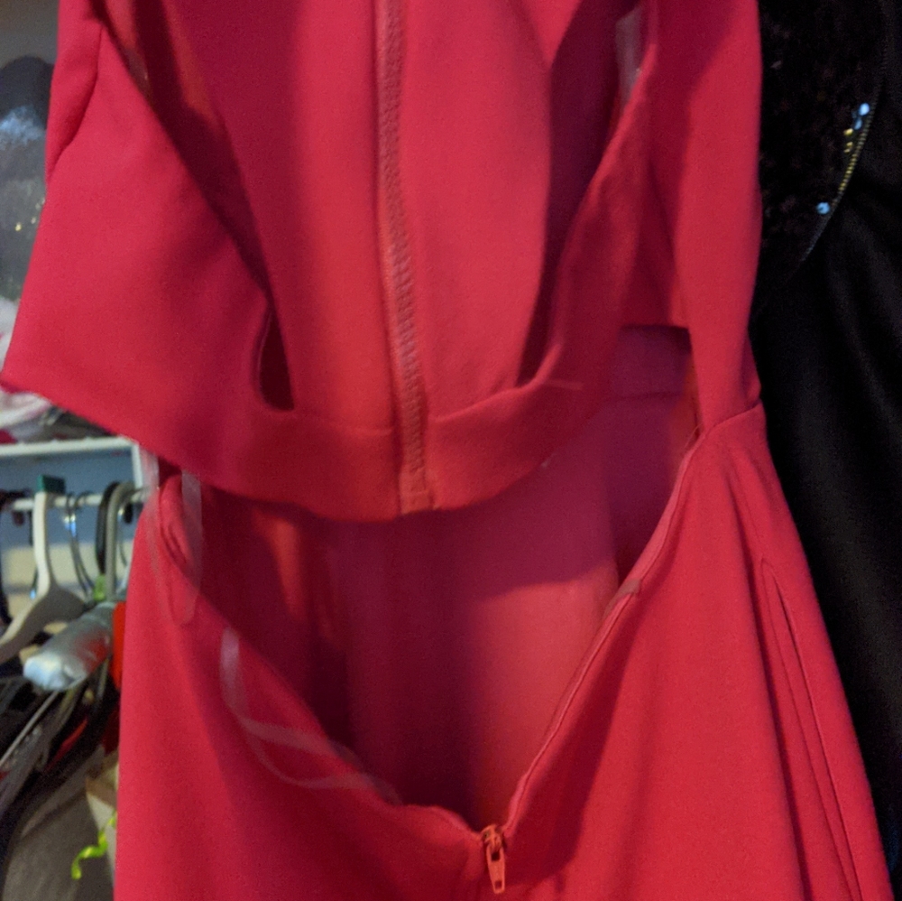 Pink dress - Picture 3 of 7